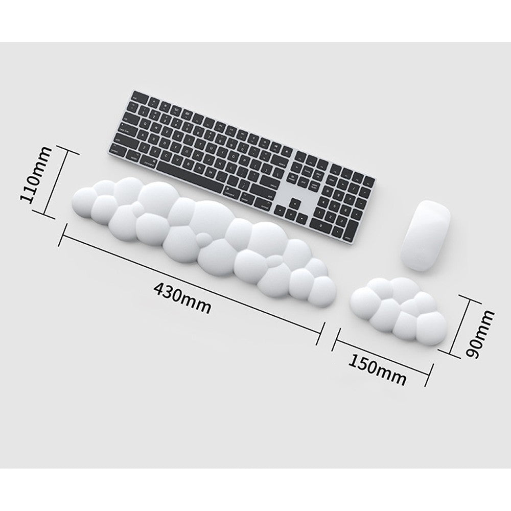 Masse des Cloud-Sets: Tastatur-Auflage ca. 430 × 110 mm, Maus-Auflage ca. 150 × 90 mm